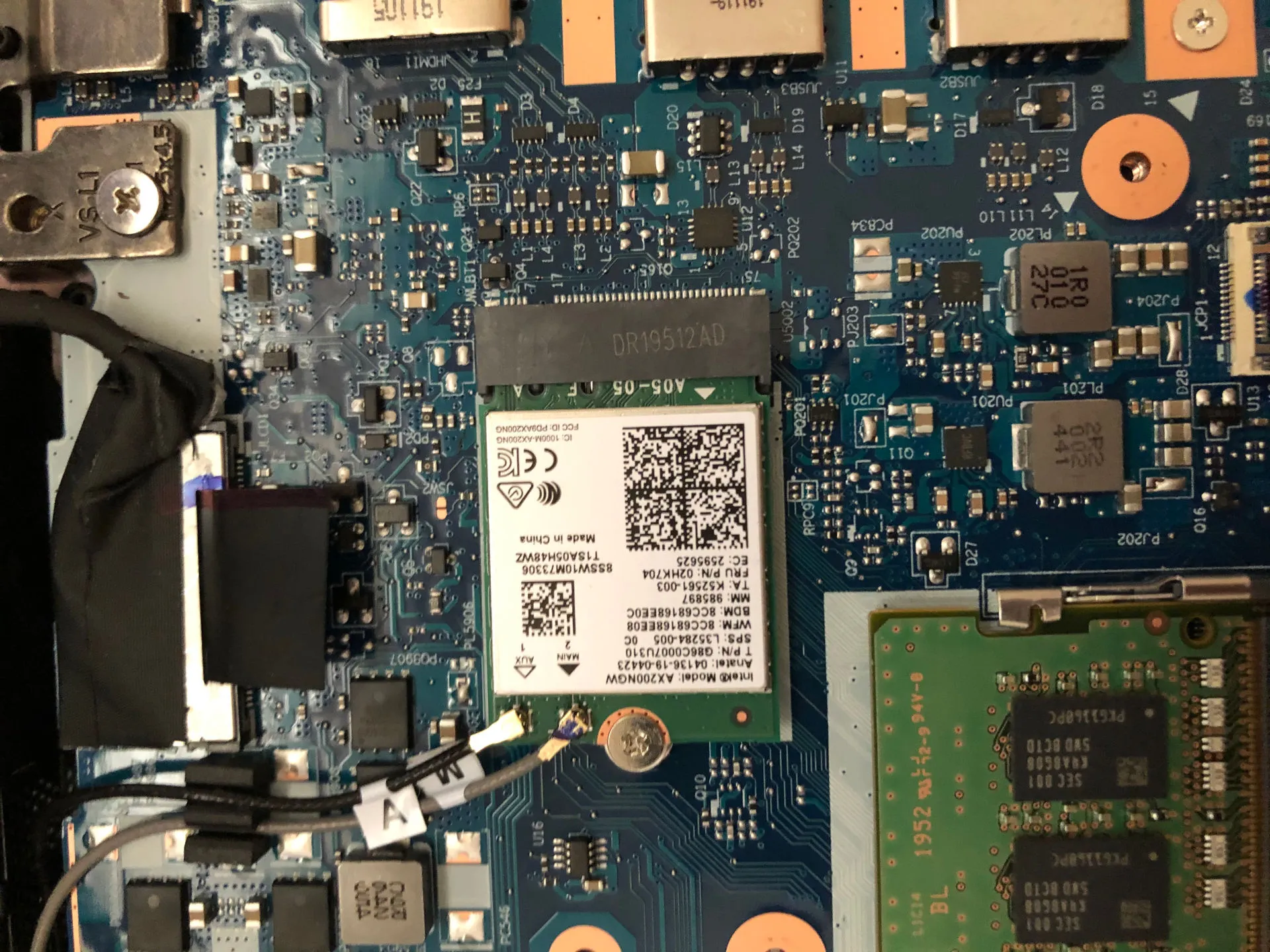 Lenovo E595 mit Intel AX200 Wi-Fi Karte